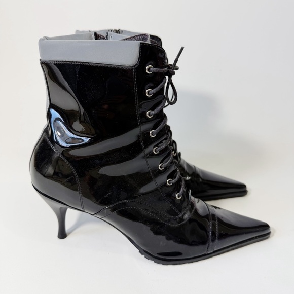 Donald J. Pliner Black Patent Leather Lace Up Heeled Boots Size 10 - Picture 2 of 13